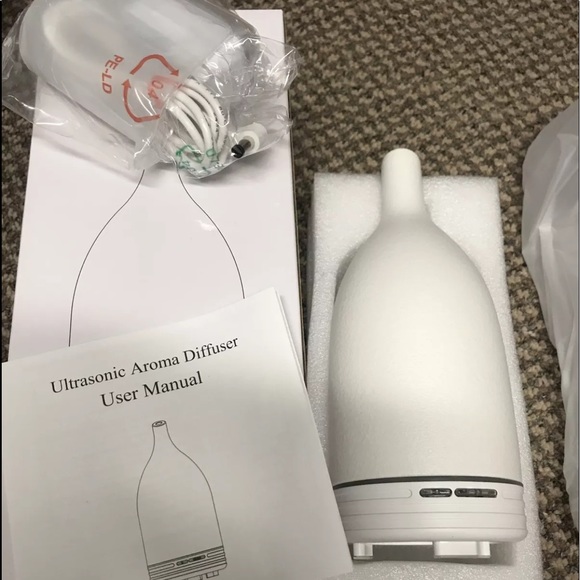 Ultrasonic Aroma Difusser - Picture 2 of 3